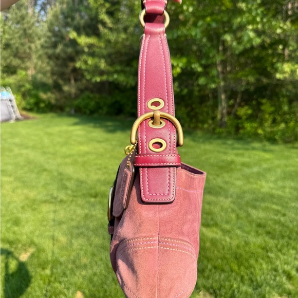 ‼️SOLD‼️Vintage 2006 Coach SoHo Suede Hobo Bag - Mauve - Picture 3 of 8